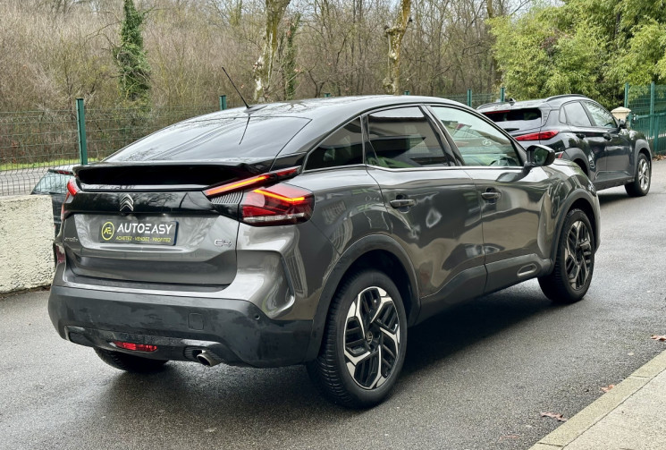 Citroën C4 Shine 1.5 HDI 130 EAT8 / Carplay / Tete haute / Camera / Entretien complet Citroen