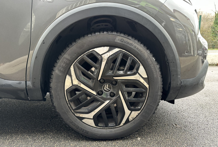 Citroën C4 Shine 1.5 HDI 130 EAT8 / Carplay / Tete haute / Camera / Entretien complet Citroen