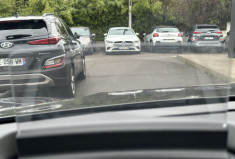 Citroën C4 Shine 1.5 HDI 130 EAT8 / Carplay / Tete haute / Camera / Entretien complet Citroen