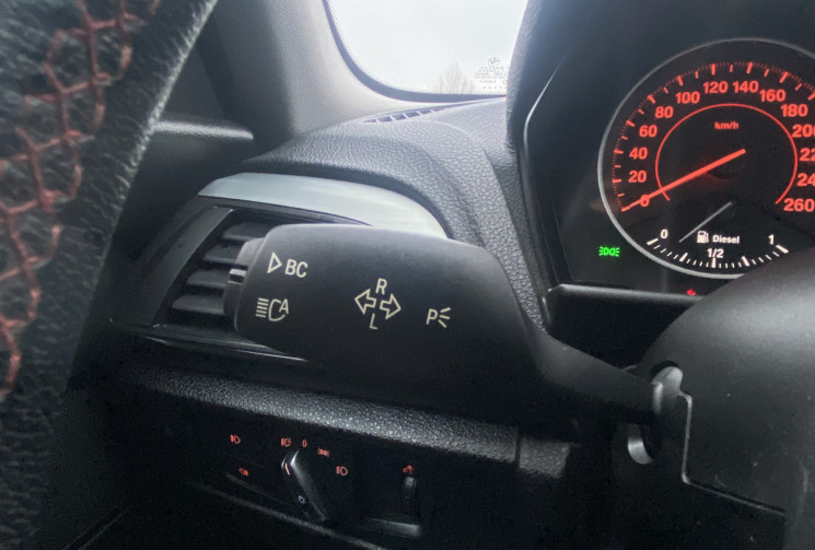 BMW Série 1 120d xDRIVE 184 ch SPORT