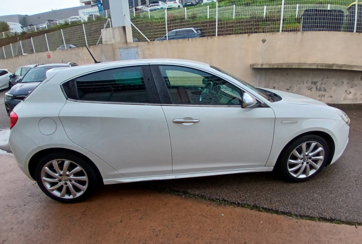 Alfa Romeo GIULIETTA  2 1.4i TURBO 170 DISTINCTIVE