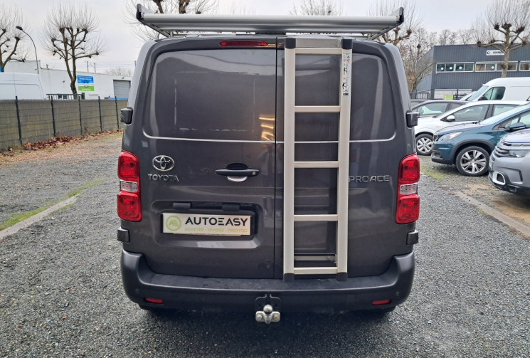 Toyota PROACE Medium 2.0 140 Dynamic RC23- Galerie Echelle Attelage - TVA RECUP - REVISE - GARANTIE 