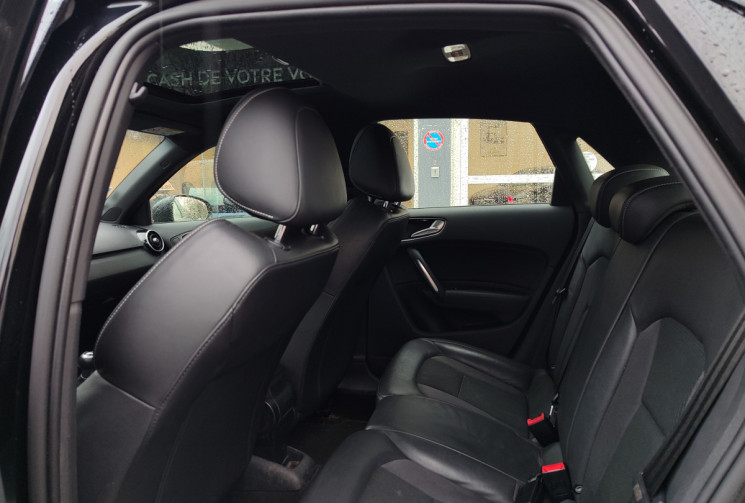 Audi A1 Sportback 1.0 TFSI 95 S line Toit ouvrant
