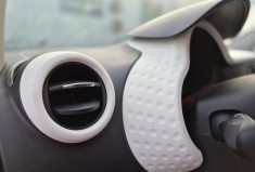 Renault Twingo III 1.0 SCE 69 CV * LIMITED * CARNET COMPLET * CT VIERGE