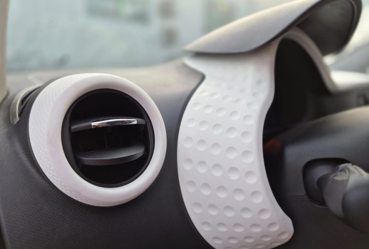 Renault Twingo III 1.0 SCE 69 CV * LIMITED * CARNET COMPLET * CT VIERGE