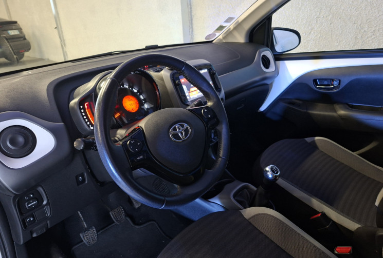 Toyota Aygo Phase 2 1.0 VVTi 12V 72 cv GARANTIE 6 MOIS