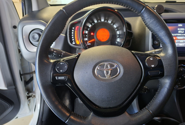 Toyota Aygo Phase 2 1.0 VVTi 12V 72 cv GARANTIE 6 MOIS