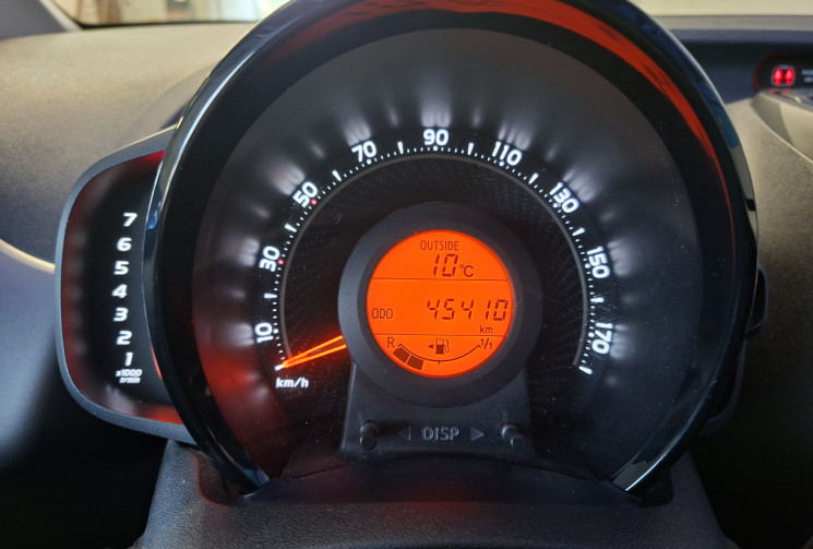 Toyota Aygo Phase 2 1.0 VVTi 12V 72 cv GARANTIE 6 MOIS