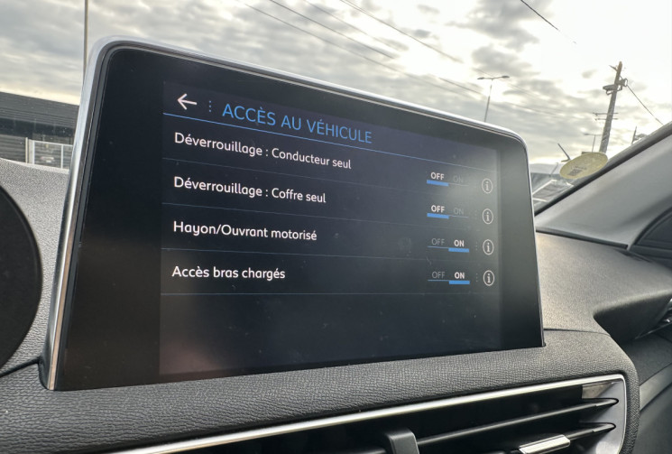 Peugeot 3008 1.6 BLUEHDI 120 ALLURE BUSINESS EAT6