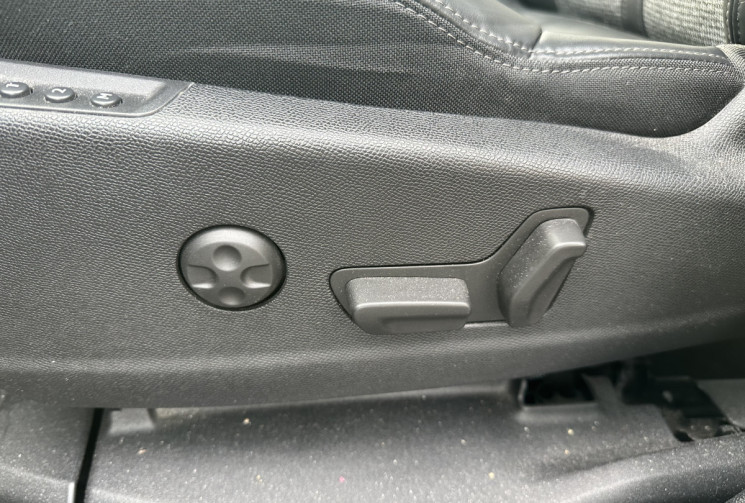 Peugeot 3008 1.6 BLUEHDI 120 ALLURE BUSINESS EAT6