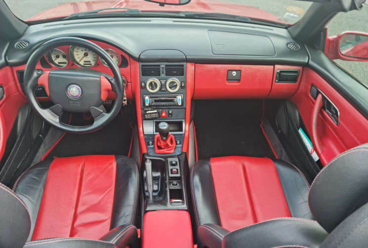 Mercedes SLK 200 2.0 i 16V 136 CV