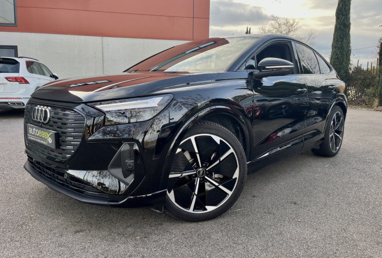 Audi Q4 E-TRON 50 299ch QUATTRO S LINE 