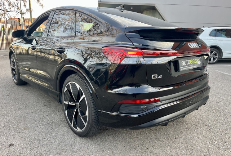 Audi Q4 E-TRON 50 299ch QUATTRO S LINE 