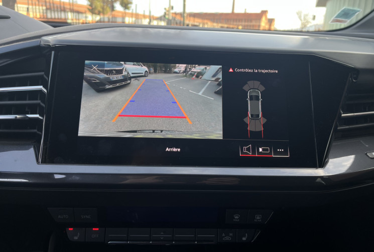 Audi Q4 E-TRON 50 299ch QUATTRO S LINE 