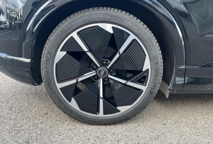 Audi Q4 E-TRON 50 299ch QUATTRO S LINE 