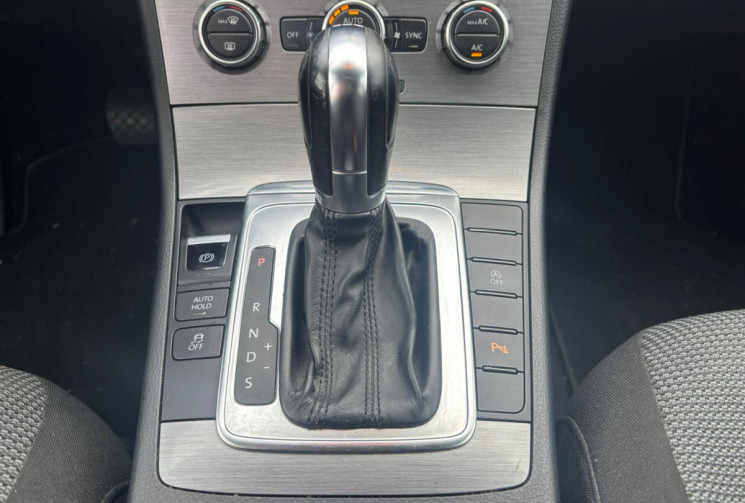 Volkswagen Passat 2.0 TDI 140 CONFORTLINE BUSINESS / BOITE AUTO / GPS / GARANTIE 12 MOIS