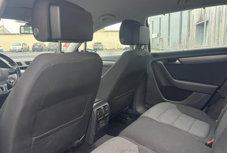 Volkswagen Passat 2.0 TDI 140 CONFORTLINE BUSINESS / BOITE AUTO / GPS / GARANTIE 12 MOIS