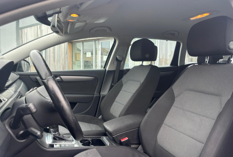 Volkswagen Passat 2.0 TDI 140 CONFORTLINE BUSINESS / BOITE AUTO / GPS / GARANTIE 12 MOIS