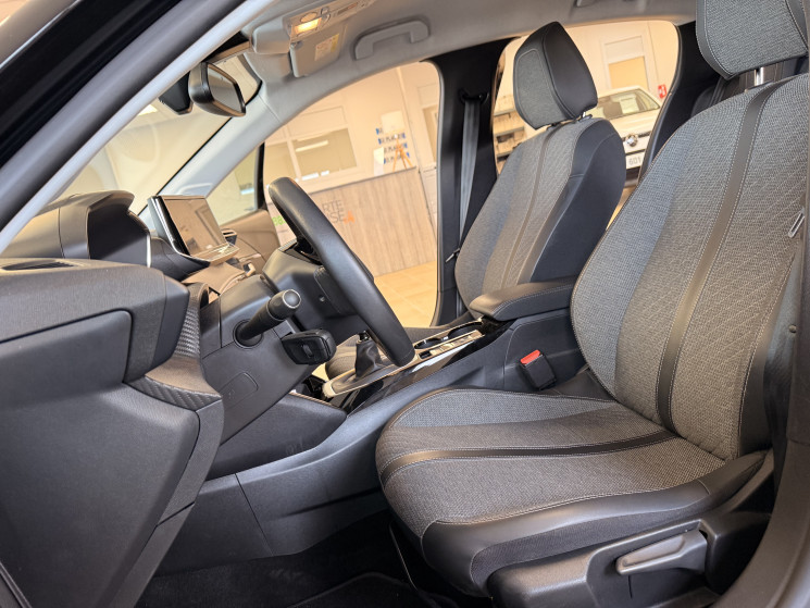 Peugeot 208 PHASE 2 5 PORTES 1.2 PURETECH 100 / ALLURE