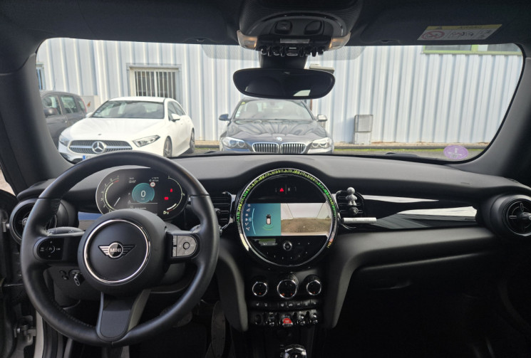 Mini Mini Cooper 136ch Edition Camden BVA7 *toit ouvrant * carplay sans fil * camera de recul *     