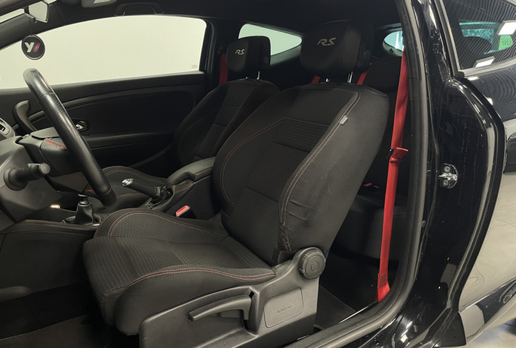 Renault Megane 3 phase 3 2.0 Turbo 275 RS