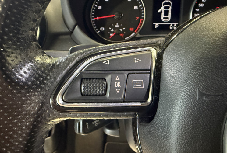 Audi A1 1.4 TFSI 185ch S line S-Tronic 7 / SIEGE F1 / RADAR DE RECUL / GARANTIE 6 MOIS