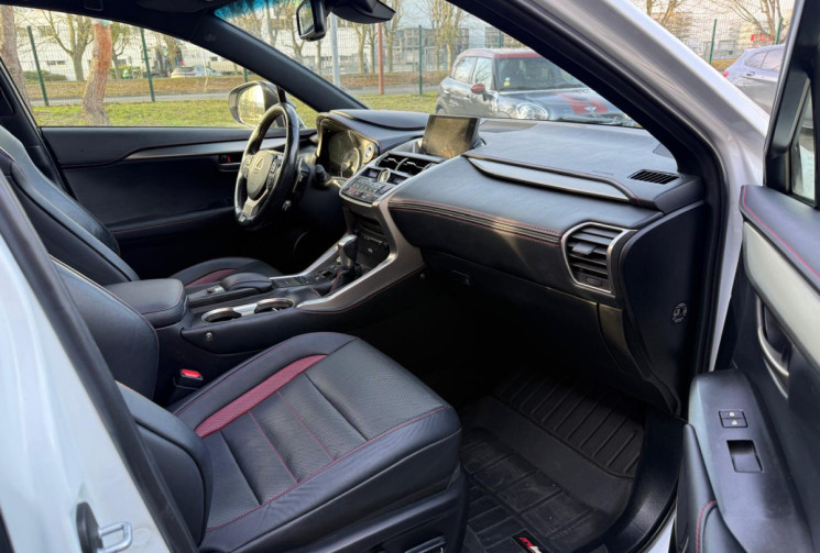 Lexus NX  300h 2.5 VVT-i 197 BUSINESS  