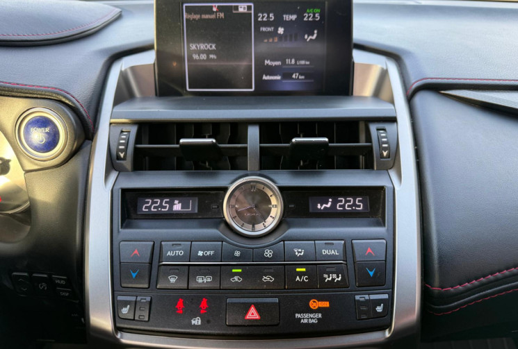 Lexus NX  300h 2.5 VVT-i 197 BUSINESS  