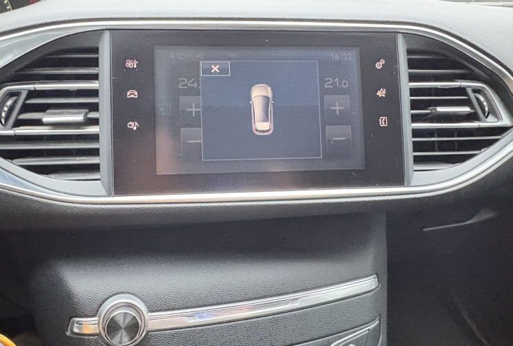 Peugeot 308 1.2 style 130 cv 