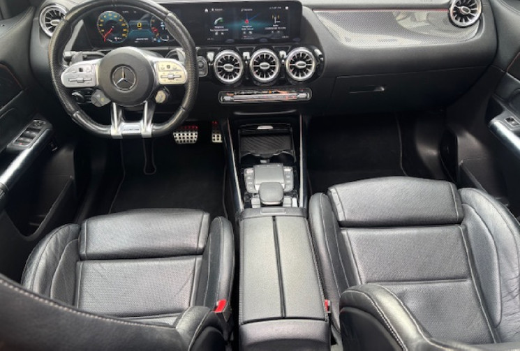 Mercedes GLA 35 AMG origine France 306 cv 4 matic / car play / toit ouvrant / burmester / sièges F1 