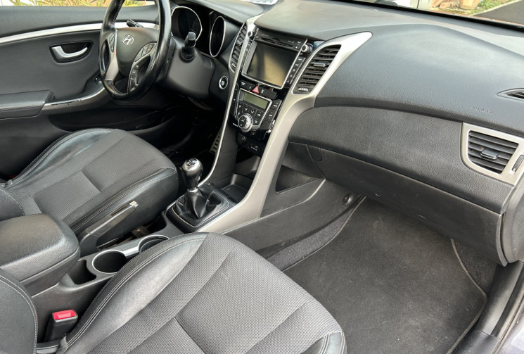 Hyundai i30 Exécutive 1.6 GDI 135 cv