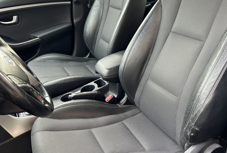 Hyundai i30 Exécutive 1.6 GDI 135 cv