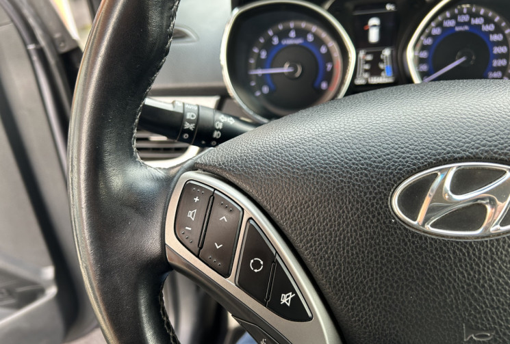 Hyundai i30 Exécutive 1.6 GDI 135 cv