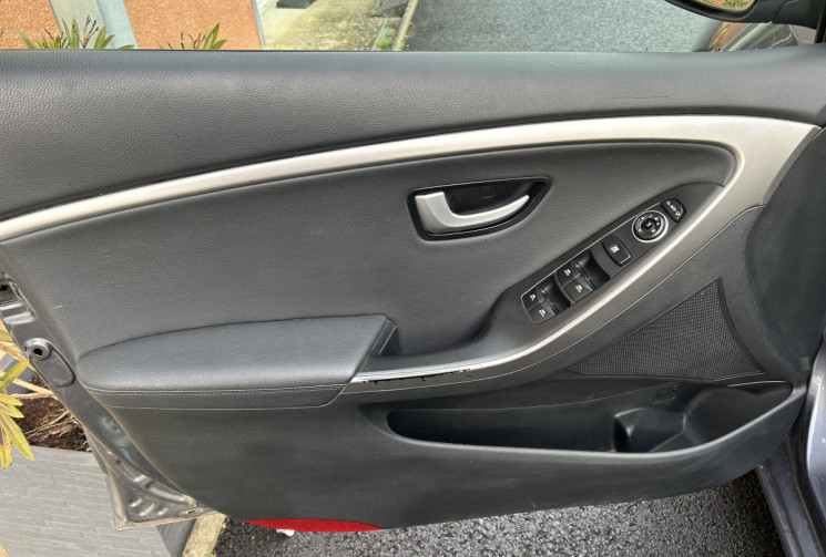 Hyundai i30 Exécutive 1.6 GDI 135 cv