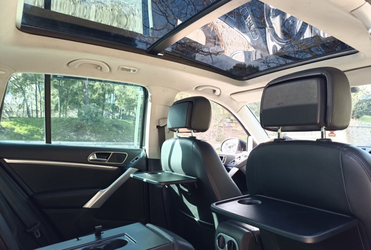 Volkswagen Tiguan 4x4 - Ph 2 - 2.0 TDI 140 CH 4MOTION - CARAT - Toit Pano - 2ème Main - Français