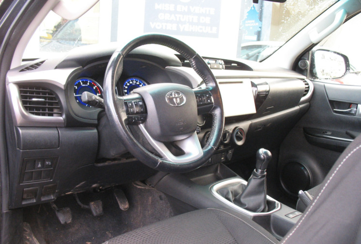 Toyota HILUX X-TRA CABINE 2.4 D-4D AWD 150 LEGENDE