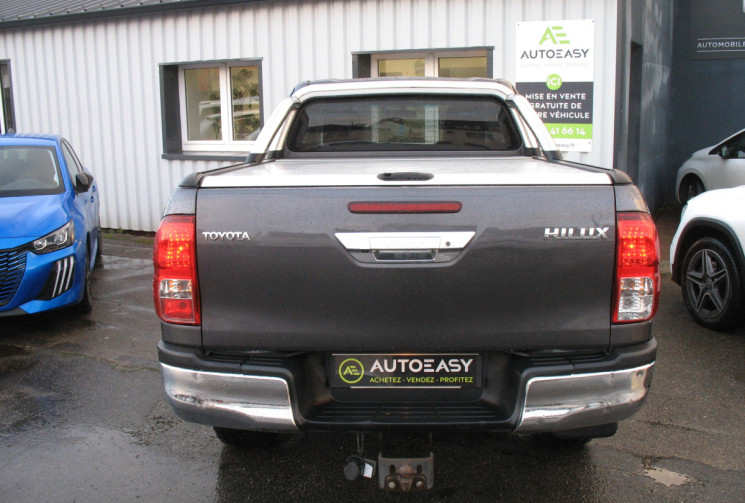 Toyota HILUX X-TRA CABINE 2.4 D-4D AWD 150 LEGENDE