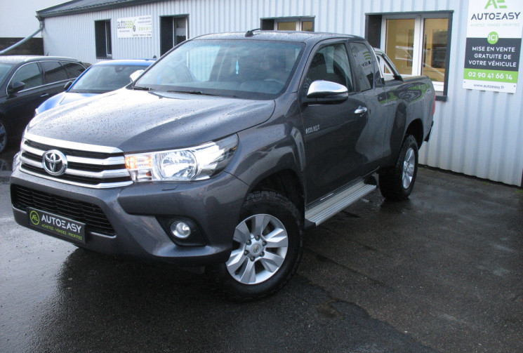 Toyota HILUX X-TRA CABINE 2.4 D-4D AWD 150 LEGENDE