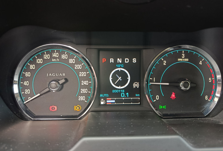 Jaguar XF 2.2D LUXE PREMIUM 190 / ENTRETIEN FULL JAGUAR 