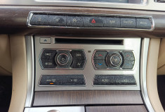 Jaguar XF 2.2D LUXE PREMIUM 190 / ENTRETIEN FULL JAGUAR 