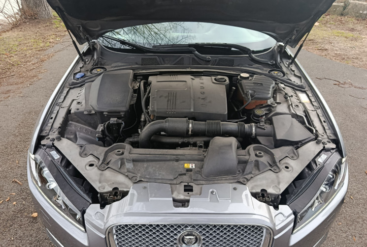 Jaguar XF 2.2D LUXE PREMIUM 190 / ENTRETIEN FULL JAGUAR 