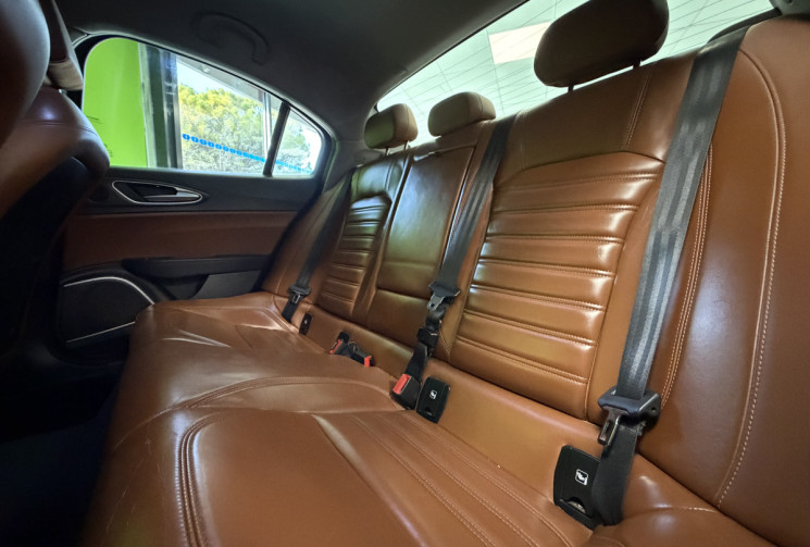 Alfa Romeo Giulia 2.2 180 CV LUSSO