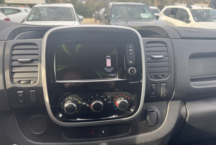 Renault Trafic IIIFG L1H1 2.0DCI 120CH TVA Récupérable / CABINE APPROFONDIE/ Confort Moteur à Chaine