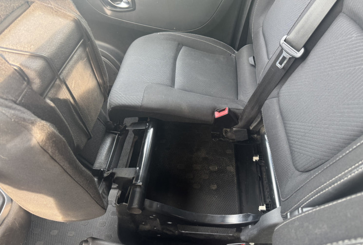 Renault Trafic IIIFG L1H1 2.0DCI 120CH TVA Récupérable / CABINE APPROFONDIE/ Confort Moteur à Chaine