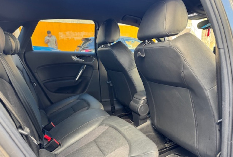 Audi A1 SPORTBACK s-line 1.4 tsi 125 cv origine France 