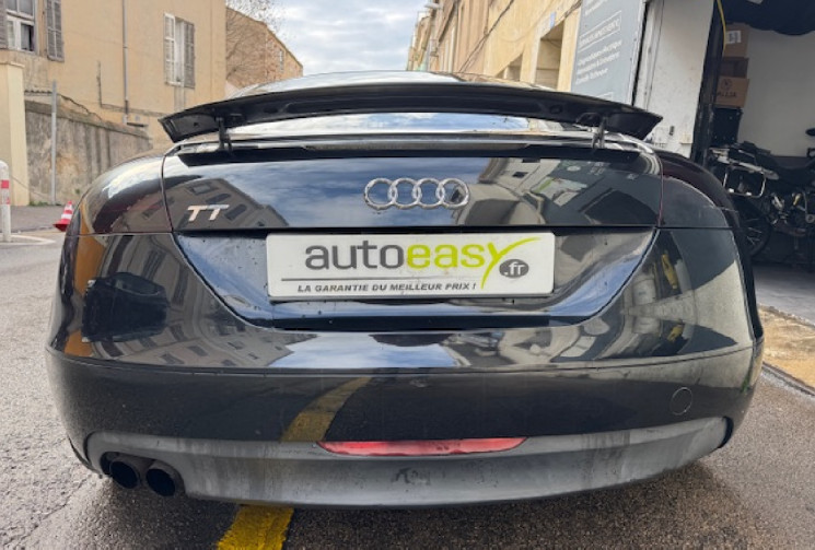 Audi TT  2.0 TFSi 16V 200 cv / CARPLAY / GPS / CUIR / FULL BLACK / 