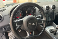 Audi TT  2.0 TFSi 16V 200 cv / CARPLAY / GPS / CUIR / FULL BLACK / 
