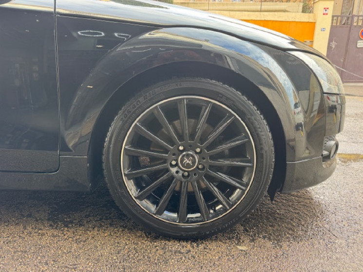 Audi TT  2.0 TFSi 16V 200 cv / CARPLAY / GPS / CUIR / FULL BLACK / 