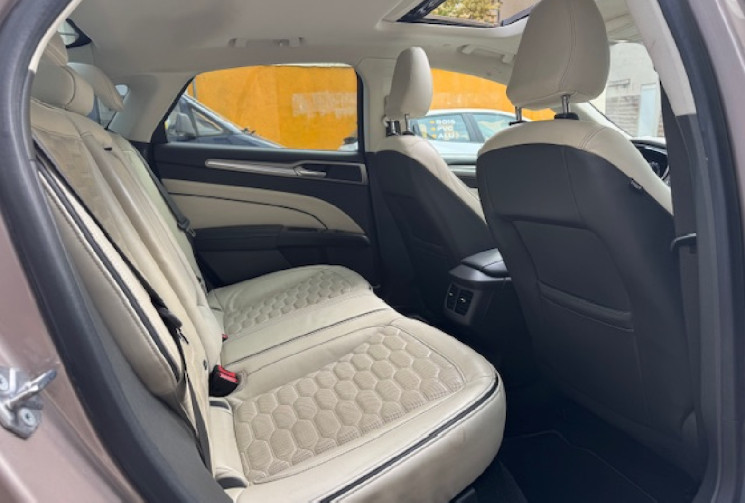 Ford MONDEO vignale 187 cv origine France 2eme main / CARLAY / TOIT OUVRANT / PARK ASSIST /CAMERA :