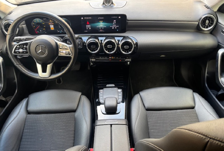 Mercedes Classe A 220 4 matic 190 cv / SIEGES CHAUFFANT / PACK AERO / CARPLAY / CAMERA / M-BUX 